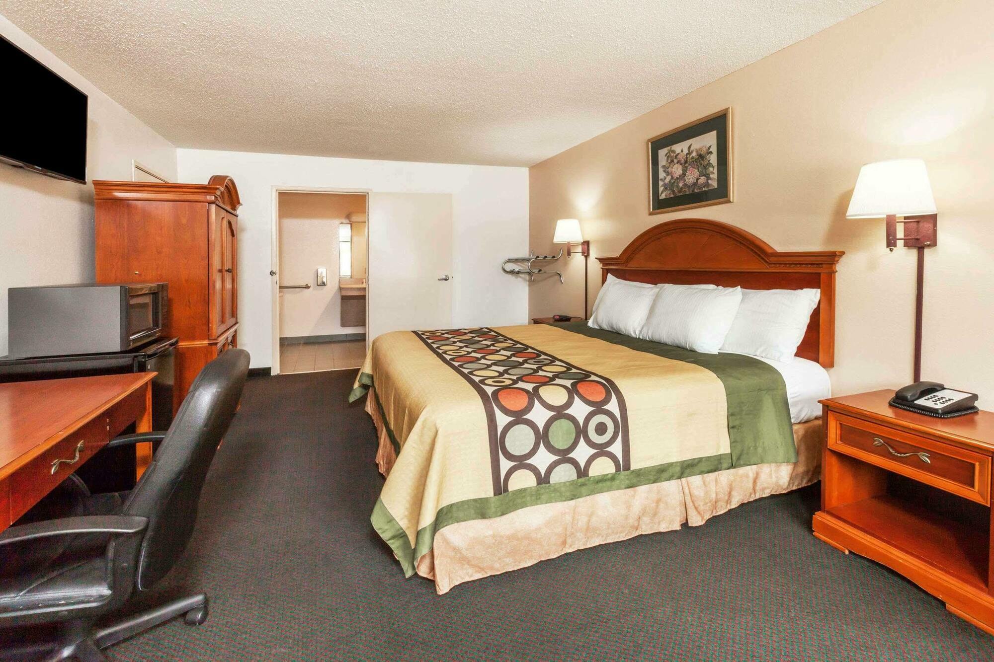 Super 8 By Wyndham Arlington East Hotel Екстериор снимка